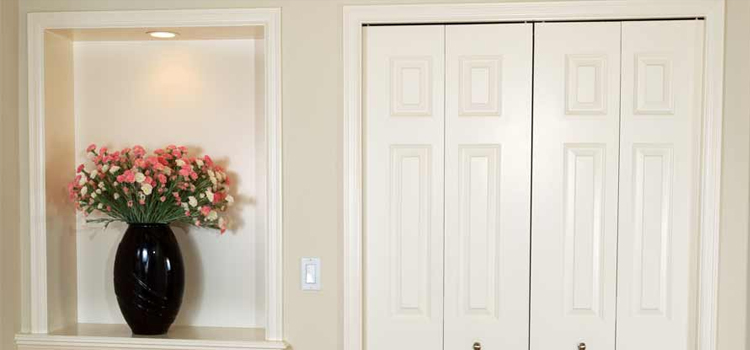 residential closet door repair in San Jacinto